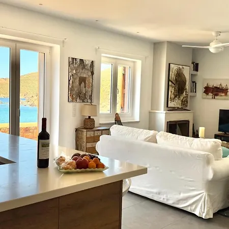 Le Grand Blue Villa *