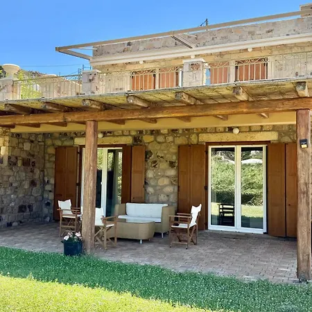 Le Grand Blue Villa *