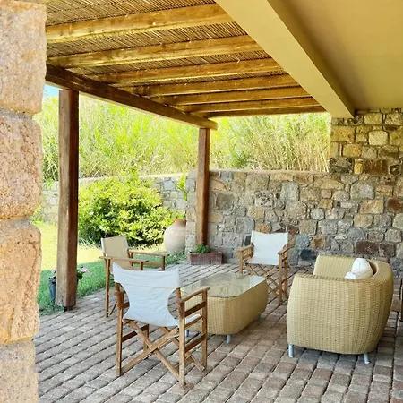 Le Grand Blue Villa *